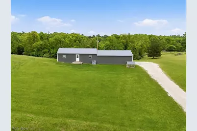 279 Perkins Lane, Washington, WV 26101 - Photo 3