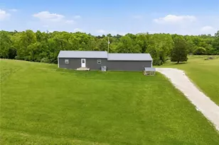 279 Perkins Ln, Washington, WV 26101 - Photo 3
