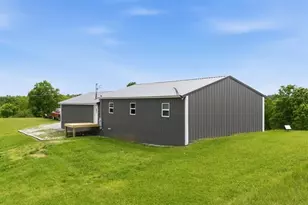 279 Perkins Ln, Washington, WV 26101 - Photo 17