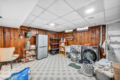 2071 Lakeview Avenue, Rocky River, OH 44116 - Photo 35