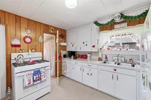 407 Phillips Ave, Ashland, OH 44805 - Photo 9