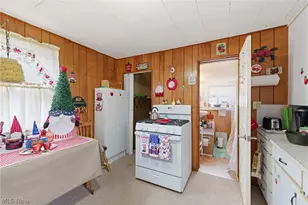 407 Phillips Ave, Ashland, OH 44805 - Photo 11