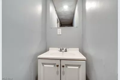 1213 Smithfarm Avenue, Akron, OH 44305 - Photo 17