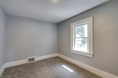 1213 Smithfarm Avenue, Akron, OH 44305 - Photo 19