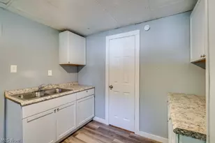 1213 Smithfarm Ave, Akron, OH 44305 - Photo 13