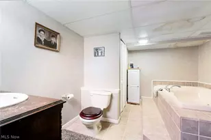 344 Myron St, Hubbard, OH 44425 - Photo 33