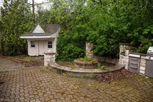 941 Owego St, Painesville, OH 44077 - Photo 7