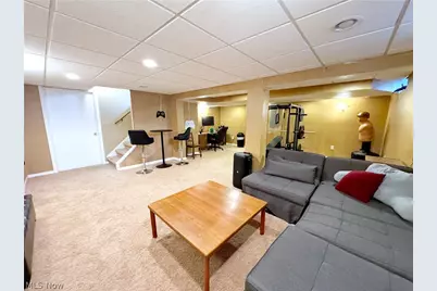 17051 Hunting Meadows Drive, Strongsville, OH 44136 - Photo 37