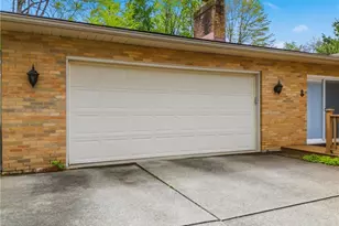 5080 Shamrock Ave NW, North Canton, OH 44720 - Photo 3