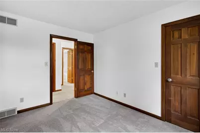 1097 Center Street E, Warren, OH 44481 - Photo 27