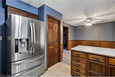 1097 Center Street E, Warren, OH 44481 - Photo 23