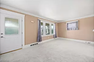 3810 Russell Ave, Parma, OH 44134 - Photo 15