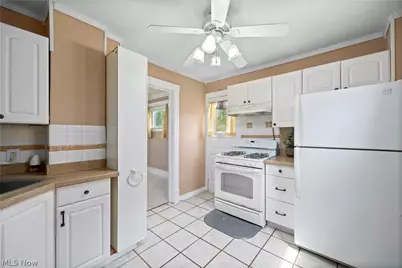 3810 Russell Avenue, Parma, OH 44134 - Photo 5