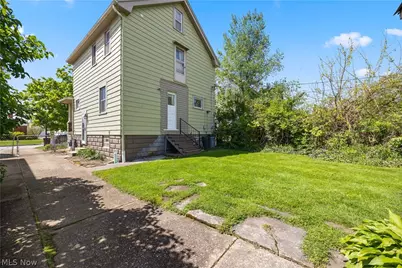 3810 Russell Avenue, Parma, OH 44134 - Photo 39