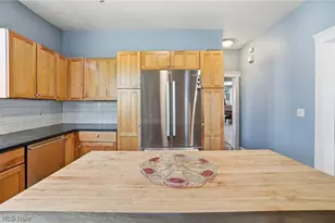 1786 W 52nd St, Loveland, OH 44102 - Photo 17