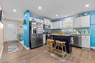 998 Sunrise Wy, Akron, OH 44312 - Photo 9