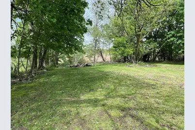 26 Daniels Avenue, Conneaut, OH 44030 - Photo 17
