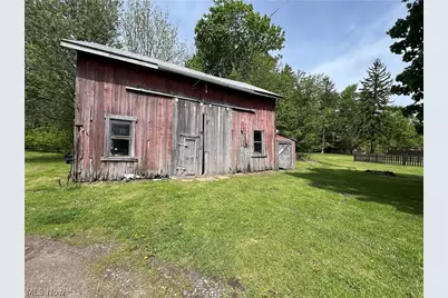 26 Daniels Avenue, Conneaut, OH 44030 - Photo 9