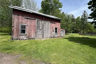 26 Daniels Ave, Conneaut, OH 44030 - Photo 9