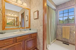 6962 Mapleridge Cir NW, Canton, OH 44718 - Photo 19