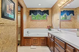 6962 Mapleridge Cir NW, Canton, OH 44718 - Photo 23