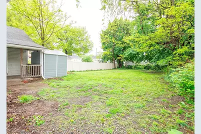 337 3rd Street NW, New Philadelphia, OH 44663 - Photo 5