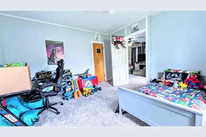 406 E Main Road, Conneaut, OH 44030 - Photo 15
