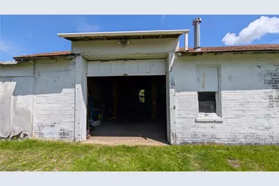 406 E Main Road, Conneaut, OH 44030 - Photo 25