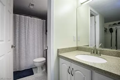 600 Tollis Parkway #209, Grandview Heights, OH 44147 - Photo 15