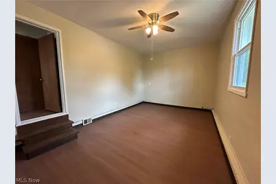 2502 Stocker Avenue, Youngstown, OH 44505 - Photo 17