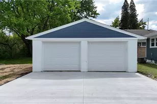 2502 Stocker Ave, Youngstown, OH 44505 - Photo 3