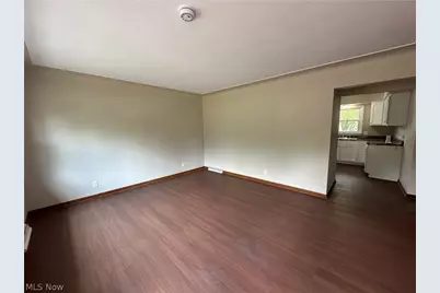 2502 Stocker Avenue, Youngstown, OH 44505 - Photo 5