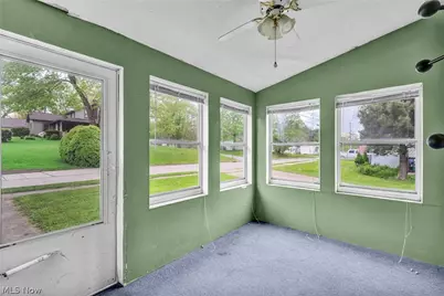 262 E Walnut Street, Wadsworth, OH 44281 - Photo 7