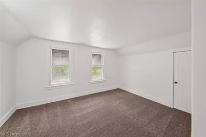 642 Parkman Road NW, Warren, OH 44485 - Photo 9