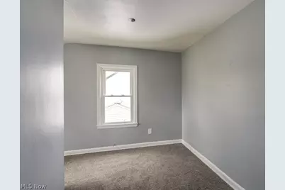 1090 Greenwood Avenue, Akron, OH 44320 - Photo 19
