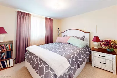 2711 Whitehaven Boulevard, Steubenville, OH 43952 - Photo 17