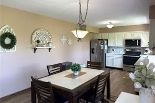 3906 Webb Rd, Ravenna, OH 44266 - Photo 5