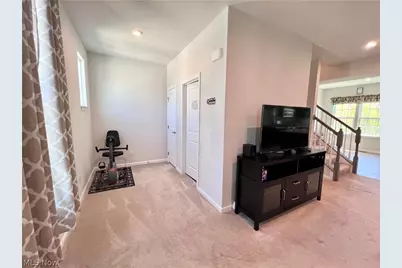 4025 N Steels Circle, Stow, OH 44224 - Photo 5