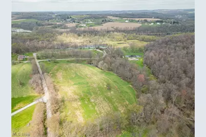 8480 Possum Hollow Road NW, Dundee, OH 44624 - Photo 5
