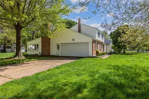 32696 Surrey Ln, Avon Lake, OH 44012 - Photo 5
