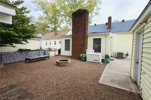 241 Inwood Blvd, Avon Lake, OH 44012 - Photo 9