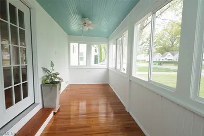 241 Inwood Boulevard, Avon Lake, OH 44012 - Photo 13