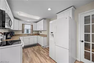 967 Gulf Rd, Elyria, OH 44035 - Photo 9