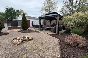 4219 Brockley Ave, Sheffield Lake, OH 44054 - Photo 11