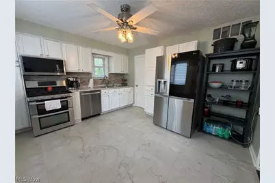 4219 Brockley Avenue, Sheffield Lake, OH 44054 - Photo 13