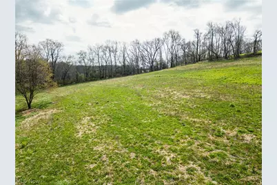 8480 Possum Hollow Road NW, Dundee, OH 44624 - Photo 3