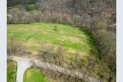 8480 Possum Hollow Road NW, Dundee, OH 44624 - Photo 5