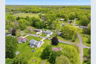 10930 Heltman Avenue NE, Alliance, OH 44601 - Photo 37