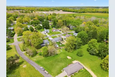 10930 Heltman Avenue NE, Alliance, OH 44601 - Photo 39