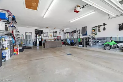 10930 Heltman Avenue NE, Alliance, OH 44601 - Photo 25